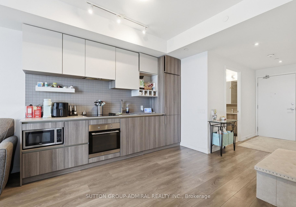 5-buttermill-avenue-vaughan-ontario-n13690908