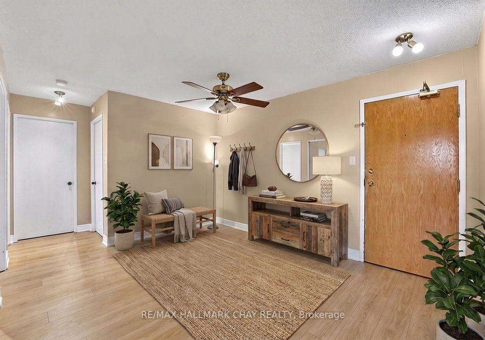 326-major-mackenzie-drive-e-richmond-hill-ontario-n13690952