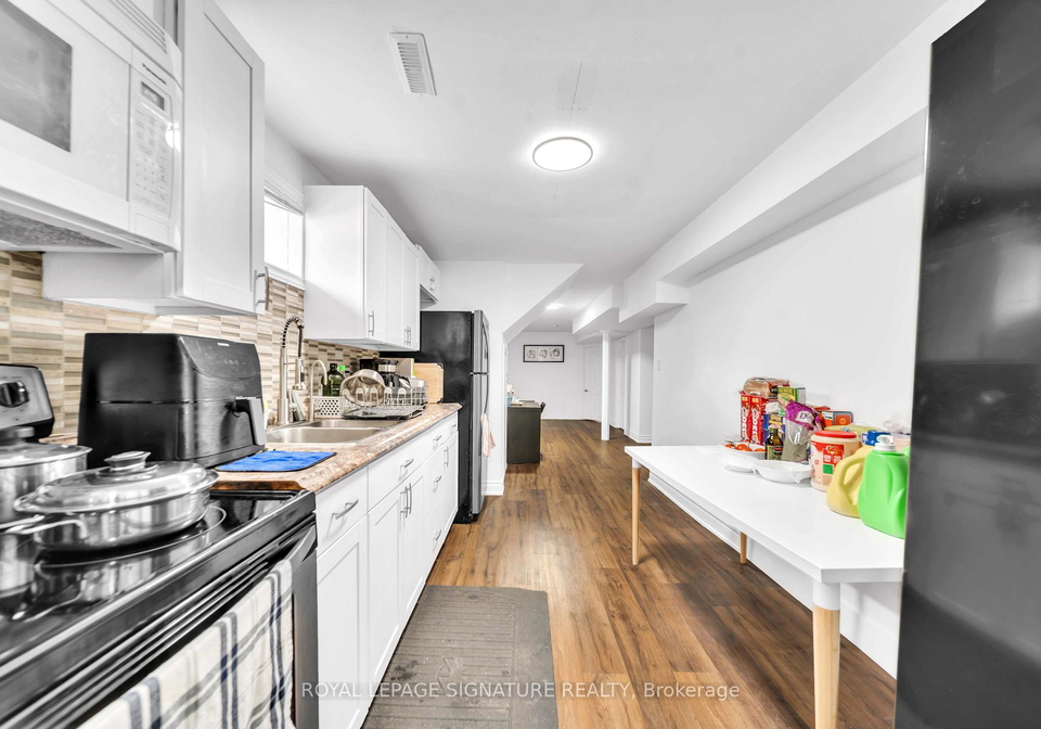 702-leeder-court-newmarket-ontario-n13691404