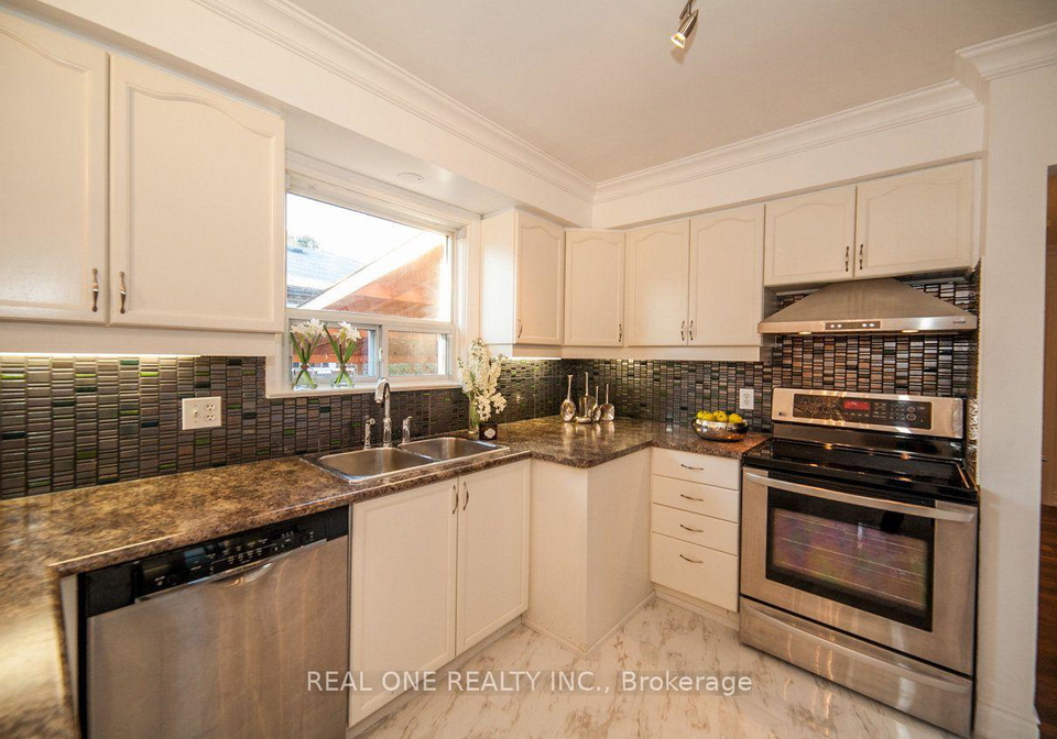 375-neal-drive-richmond-hill-ontario-n13691614