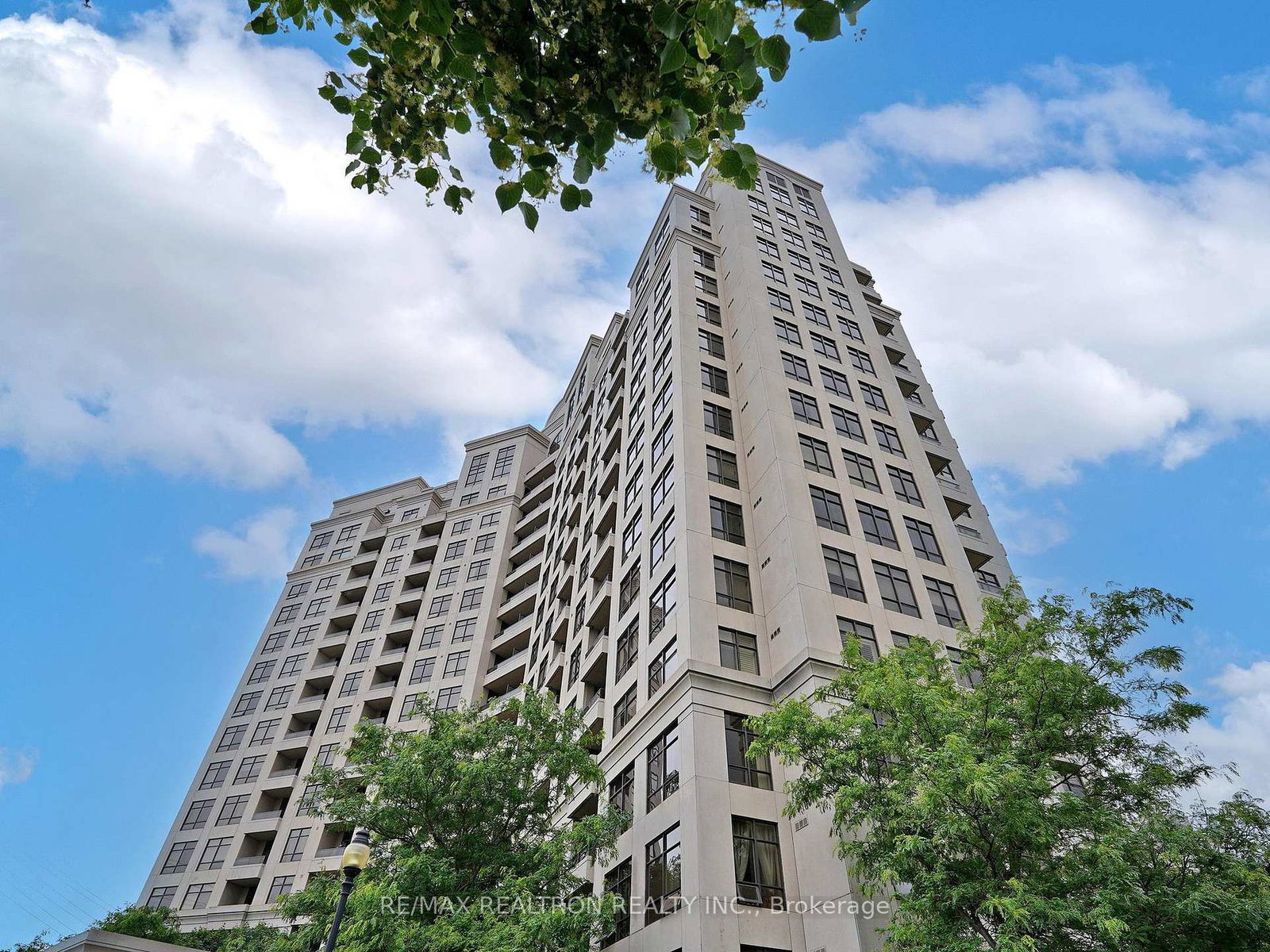 9225-jane-street-vaughan-ontario-n13691626