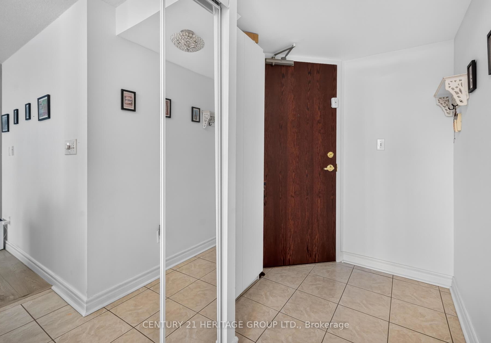 39-oneida-crescent-richmond-hill-ontario-n13692368