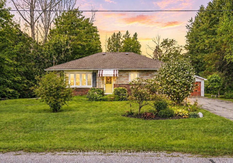 36-may-avenue-east-gwillimbury-ontario-n13693262
