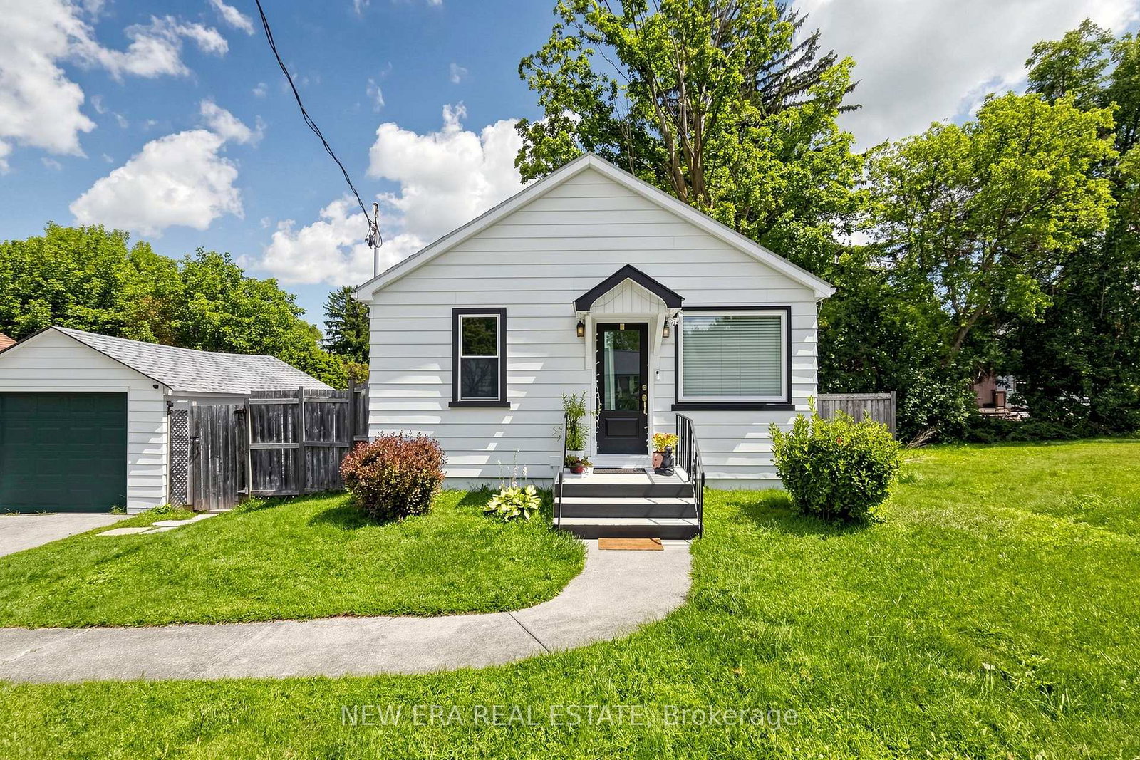 247-muriel-street-newmarket-ontario-n13693322
