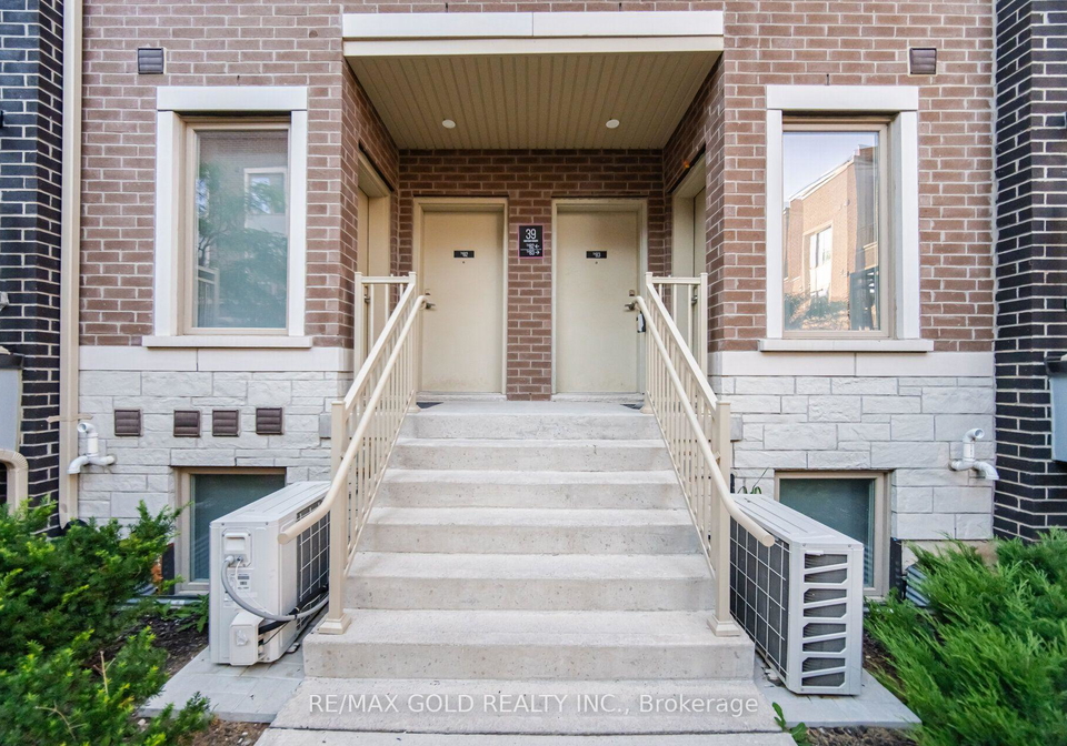 39-honeycrisp-crescent-vaughan-ontario-n13693486