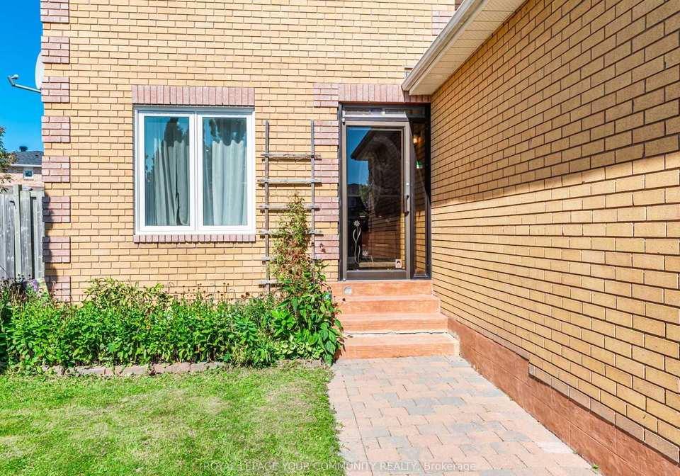 5-mandel-crescent-richmond-hill-ontario-n13693492