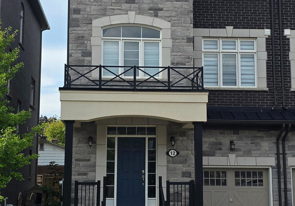 12-globemaster-lane-richmond-hill-ontario-n13693540