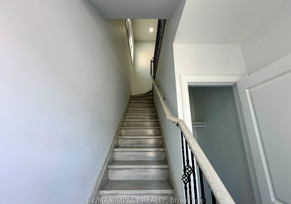 32-toulouse-court-markham-ontario-n13693786