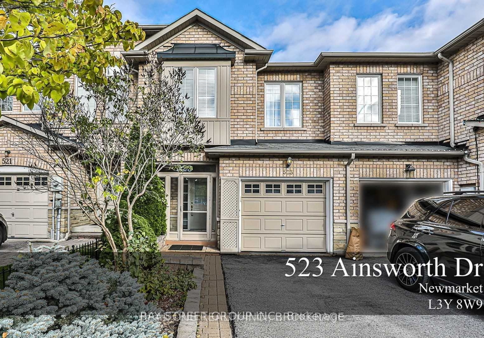 523-ainsworth-drive-newmarket-ontario-n13694234
