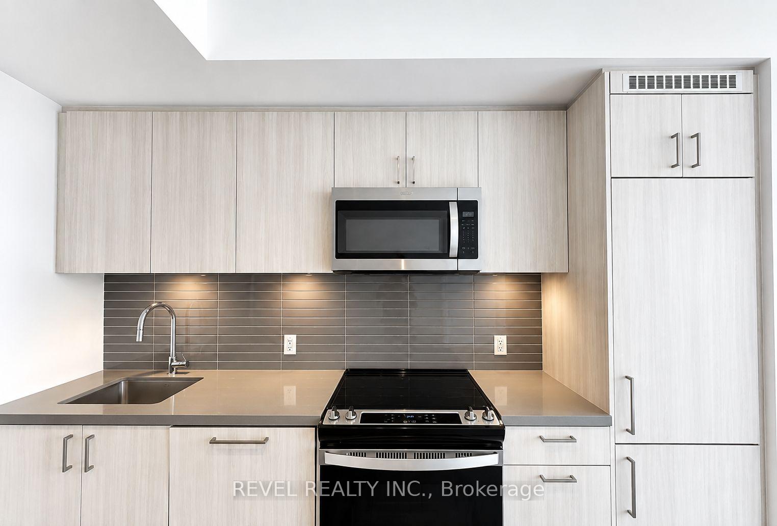 8868-yonge-street-richmond-hill-ontario-n13694250