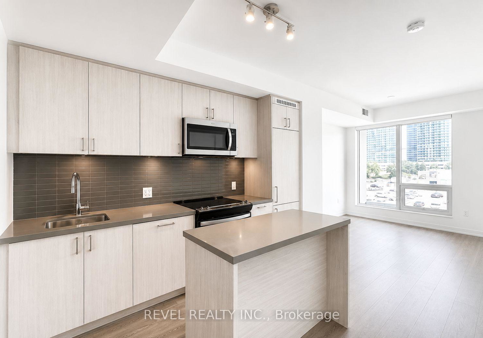 8868-yonge-street-richmond-hill-ontario-n13694250