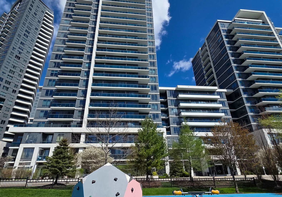 7165-yonge-street-markham-ontario-n13694304