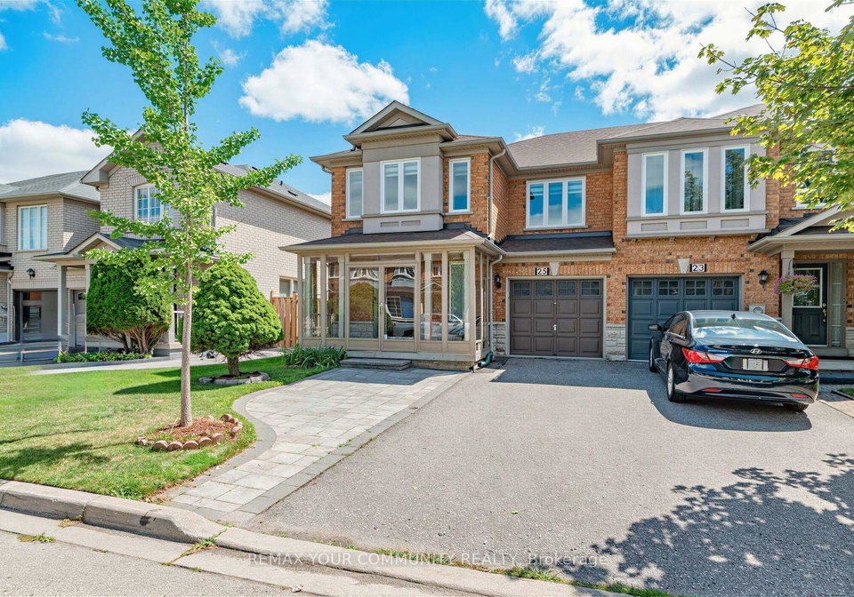 25-bassett-avenue-richmond-hill-ontario-n13694864