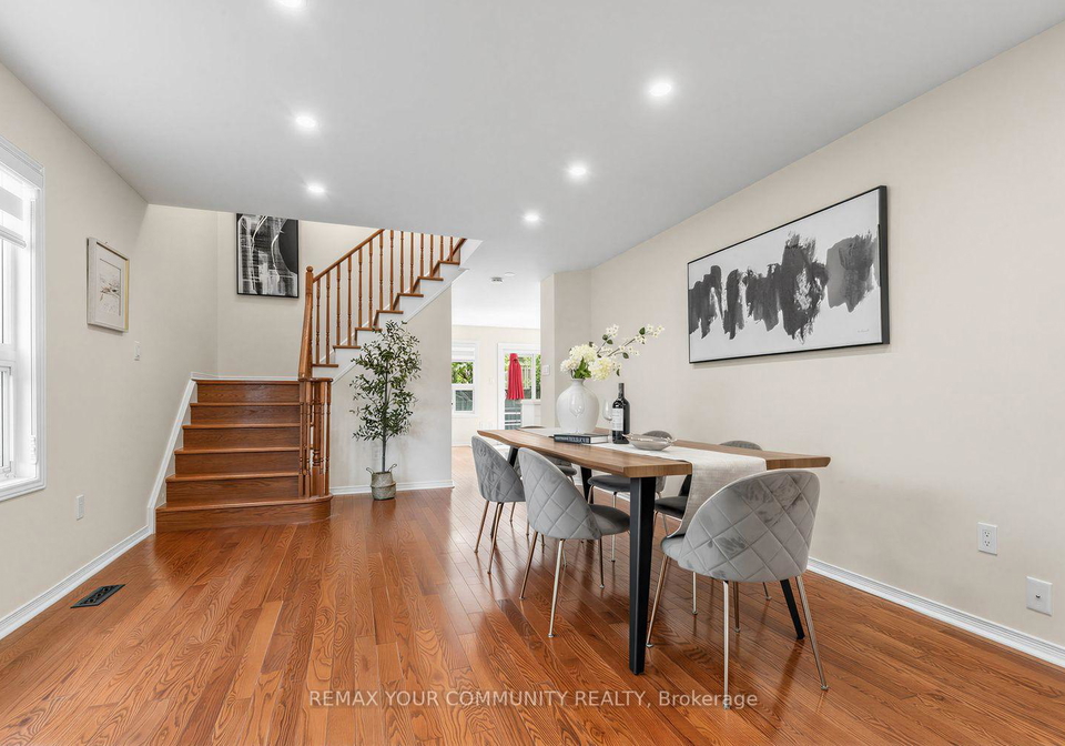 25-bassett-avenue-richmond-hill-ontario-n13694864