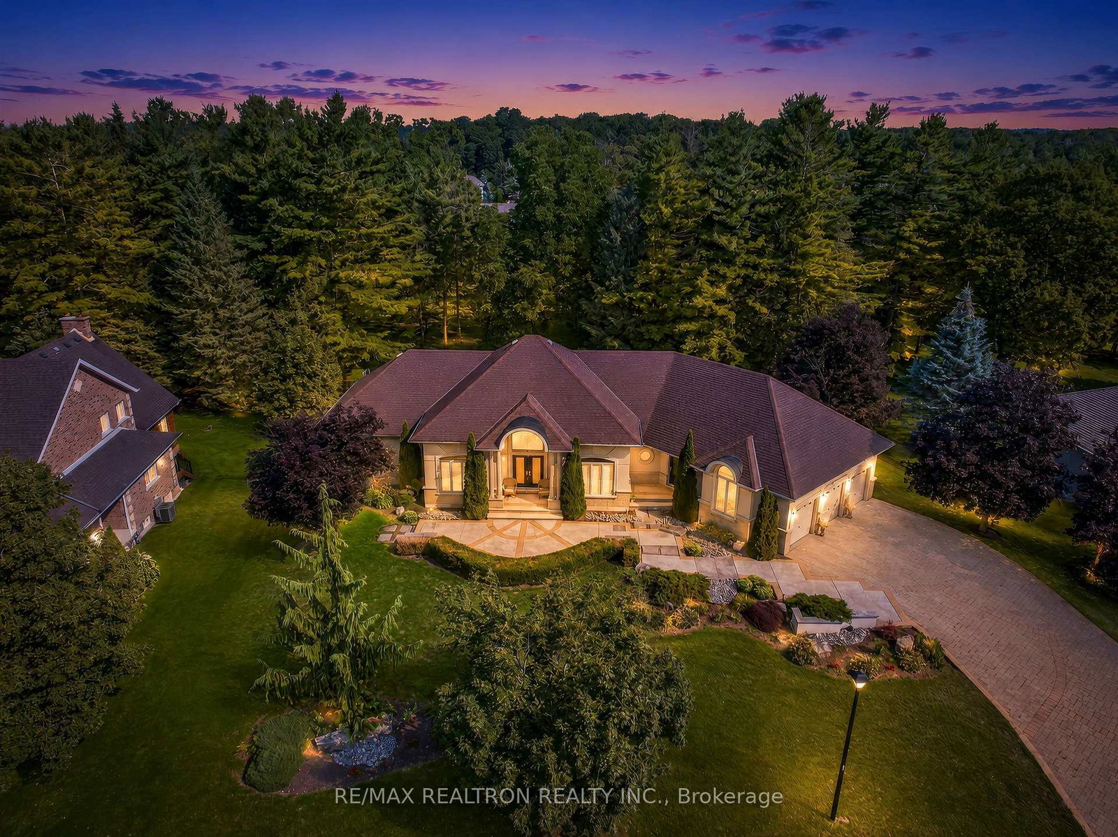 24-maplehyrn-avenue-east-gwillimbury-ontario-n13694900