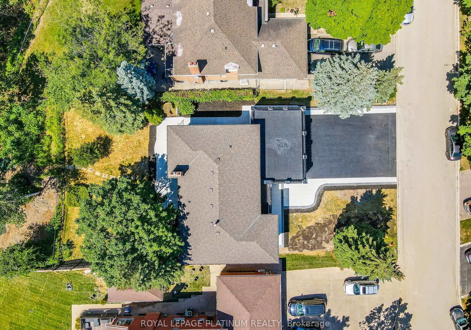 16-bridgend-court-s-vaughan-ontario-n13695738