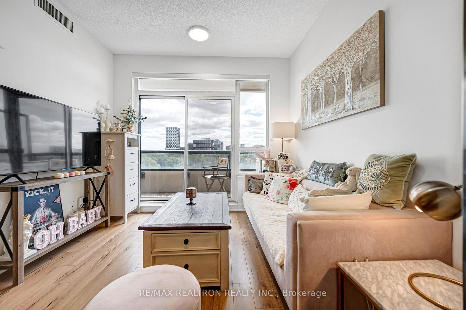 15-water-walk-drive-markham-ontario-n13695914