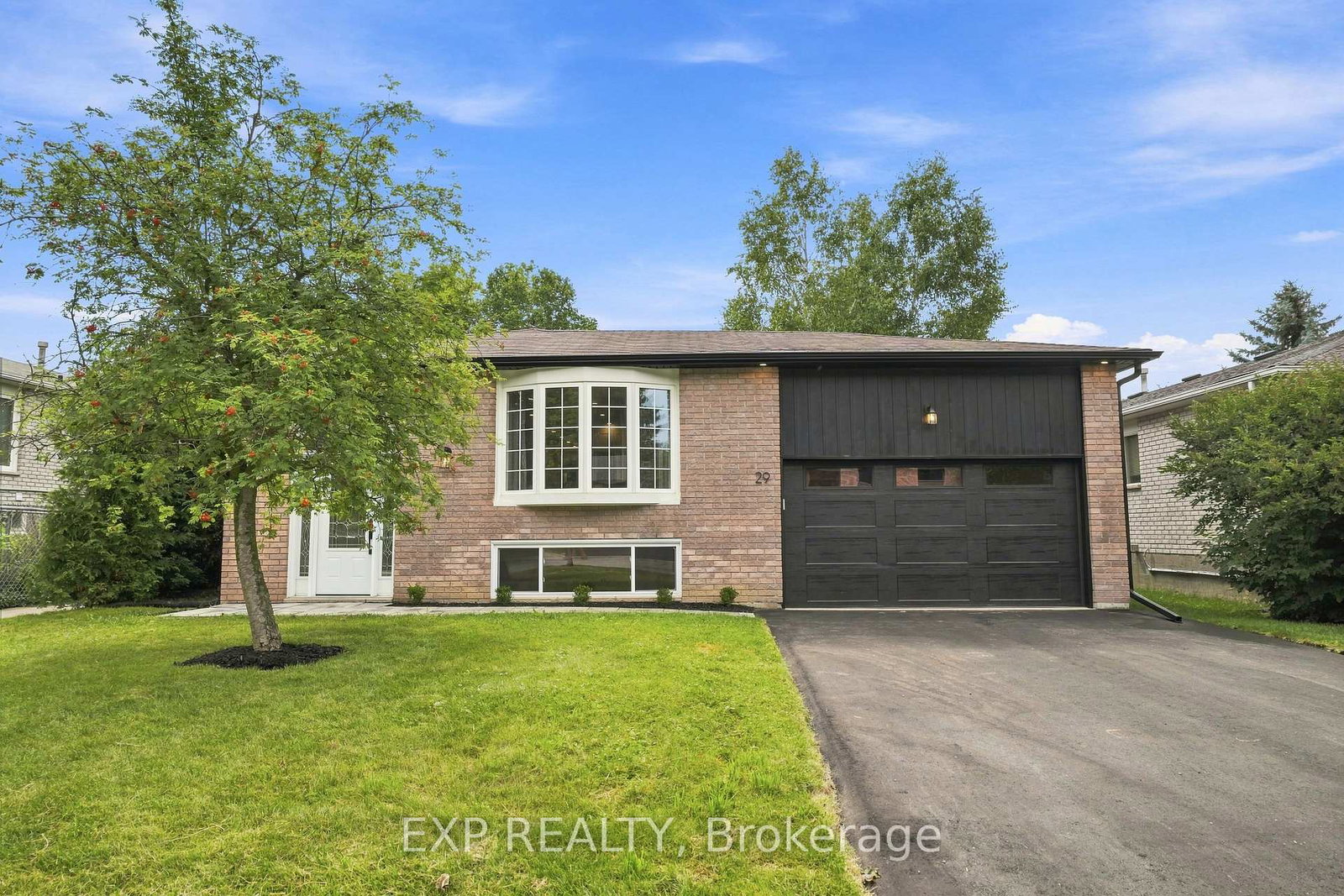29-beckett-avenue-east-gwillimbury-ontario-n13696124
