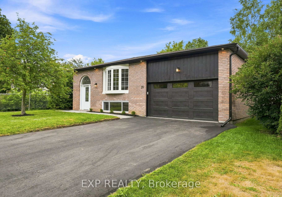 29-beckett-avenue-east-gwillimbury-ontario-n13696124