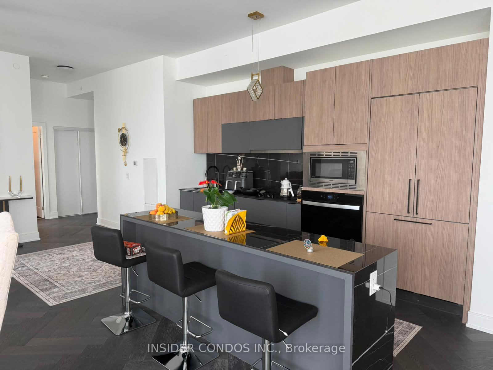 8888-yonge-street-richmond-hill-ontario-n13696172
