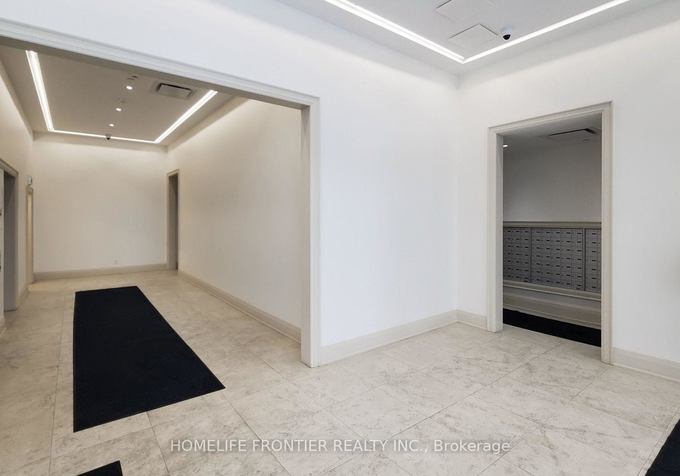 101-cathedral-high-street-markham-ontario-n13696752
