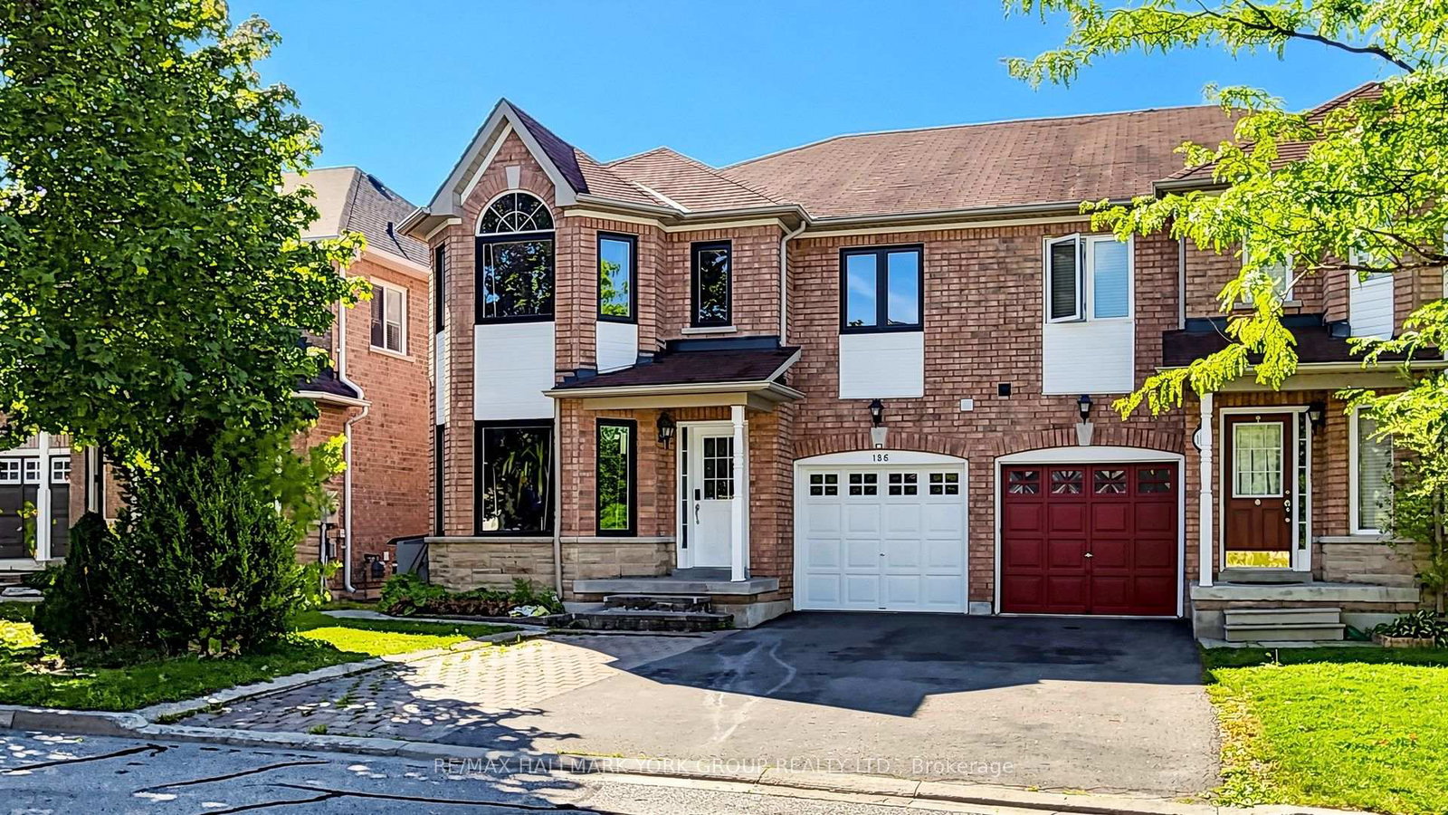 186-wainscot-avenue-newmarket-ontario-n13696820