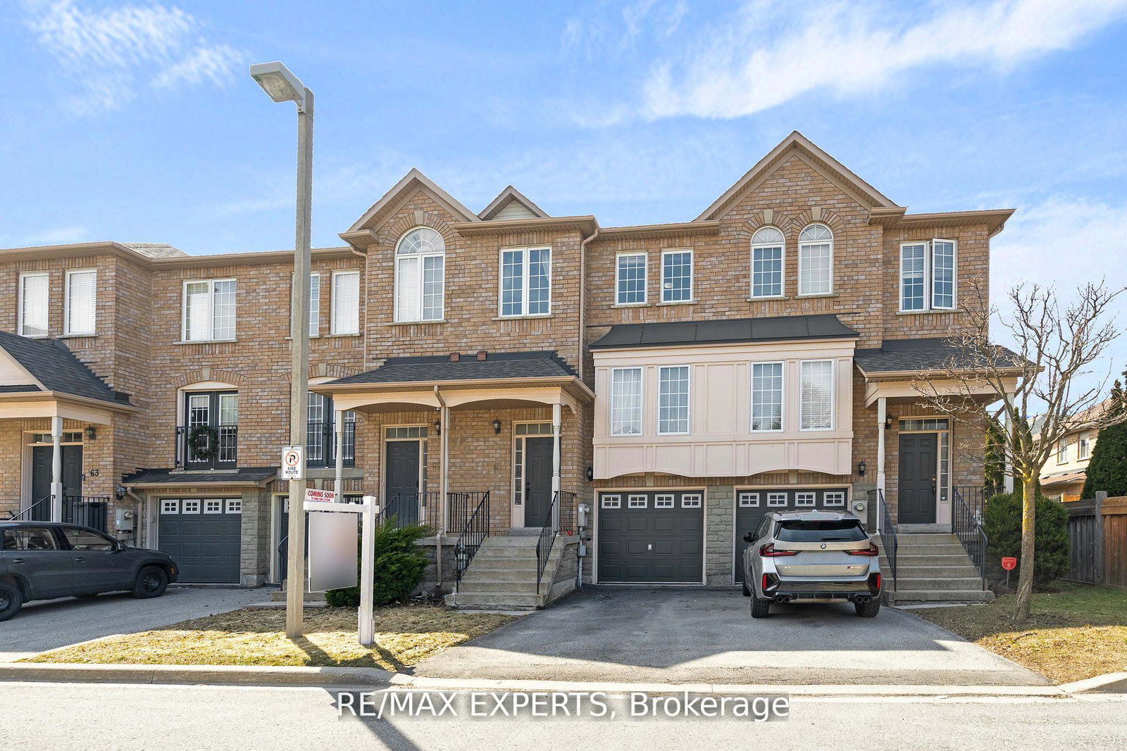 19-foxchase-avenue-vaughan-ontario-n13696964