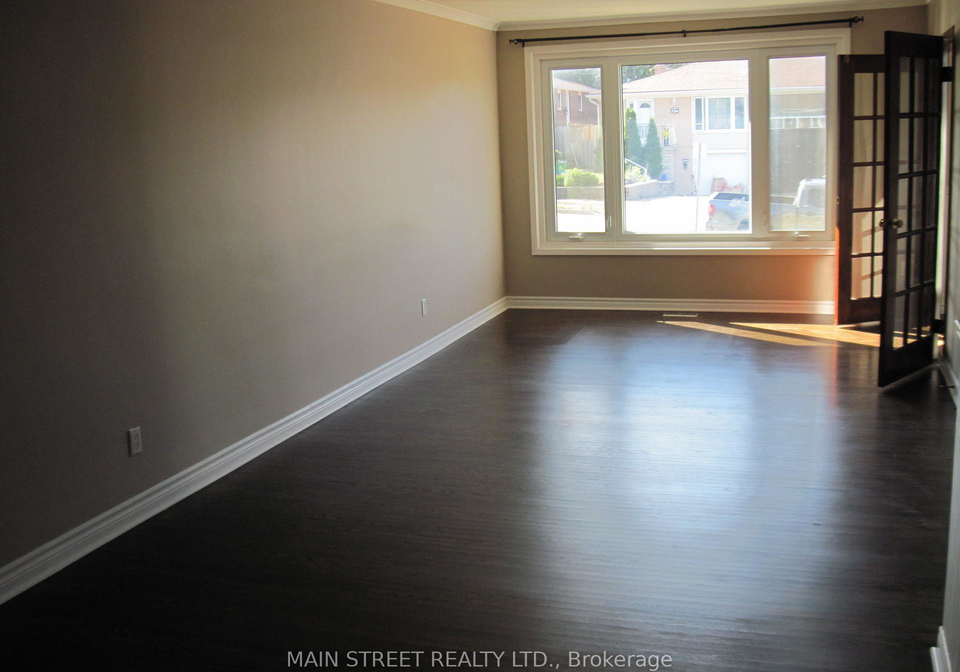 723-sunnypoint-drive-newmarket-ontario-n13697738