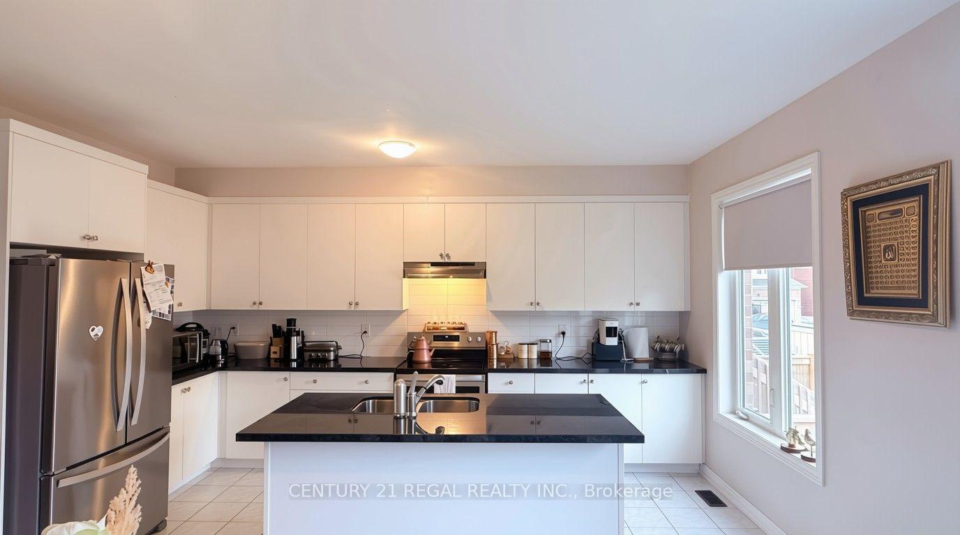62-selby-crescent-bradford-west-gwillimbury-ontario-n13698052