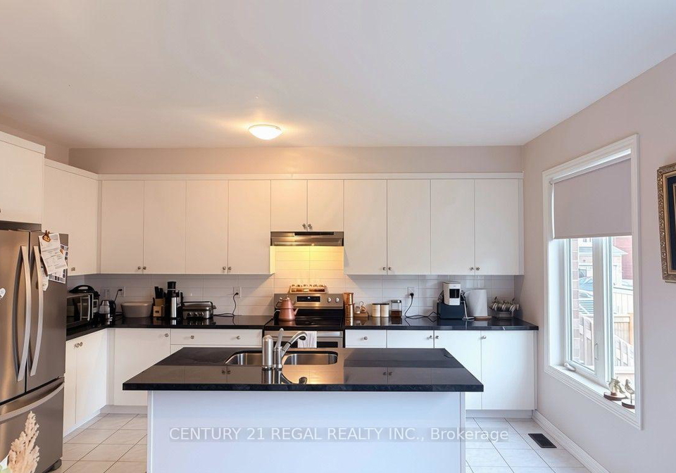 62-selby-crescent-bradford-west-gwillimbury-ontario-n13698052