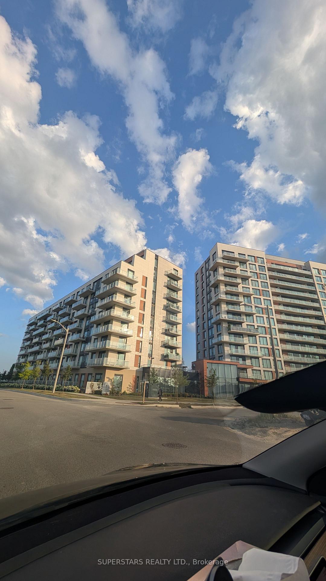 6-david-eyer-road-e-richmond-hill-ontario-n13698776
