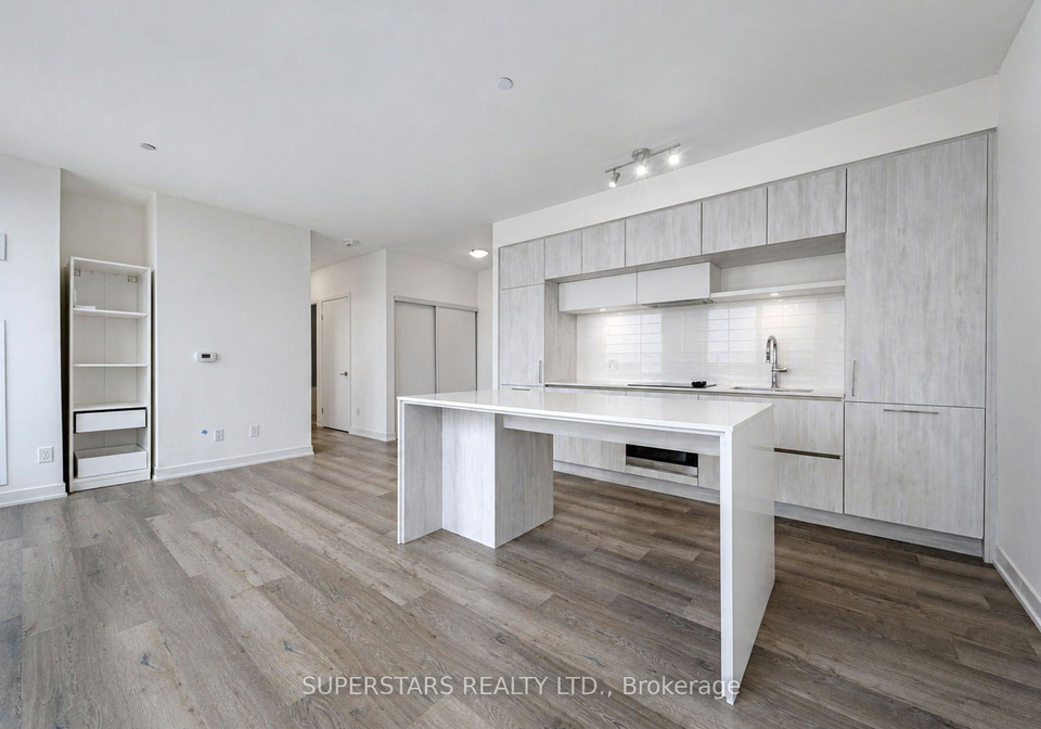 6-david-eyer-road-e-richmond-hill-ontario-n13698776