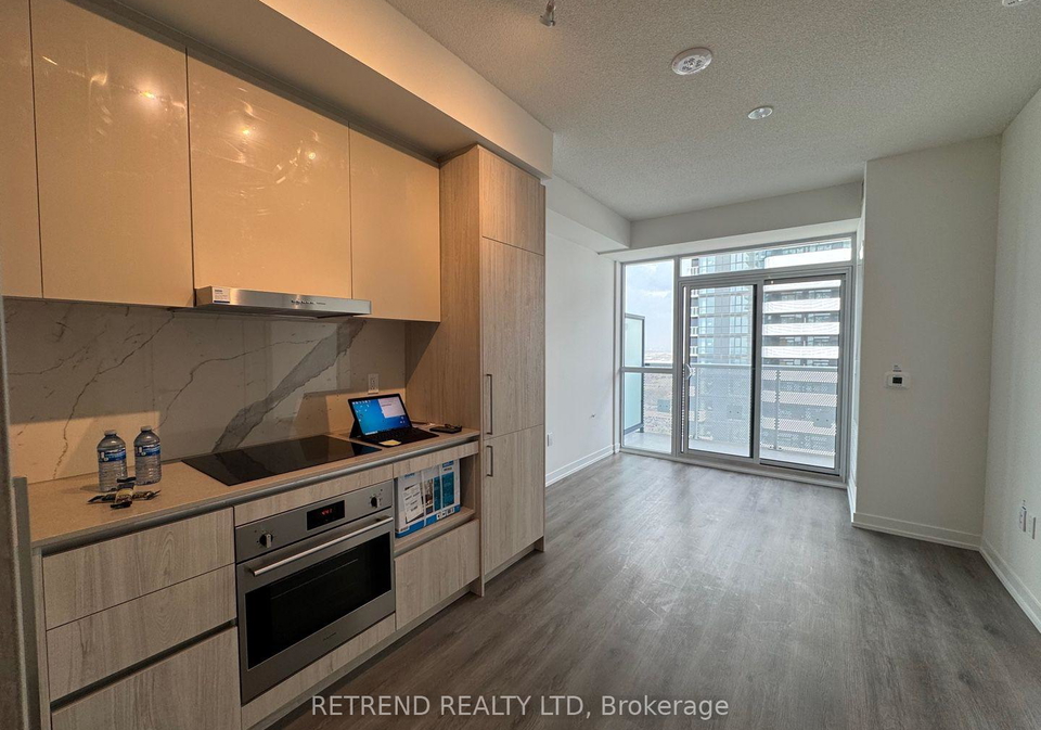 225-commerce-street-e-vaughan-ontario-n13698786