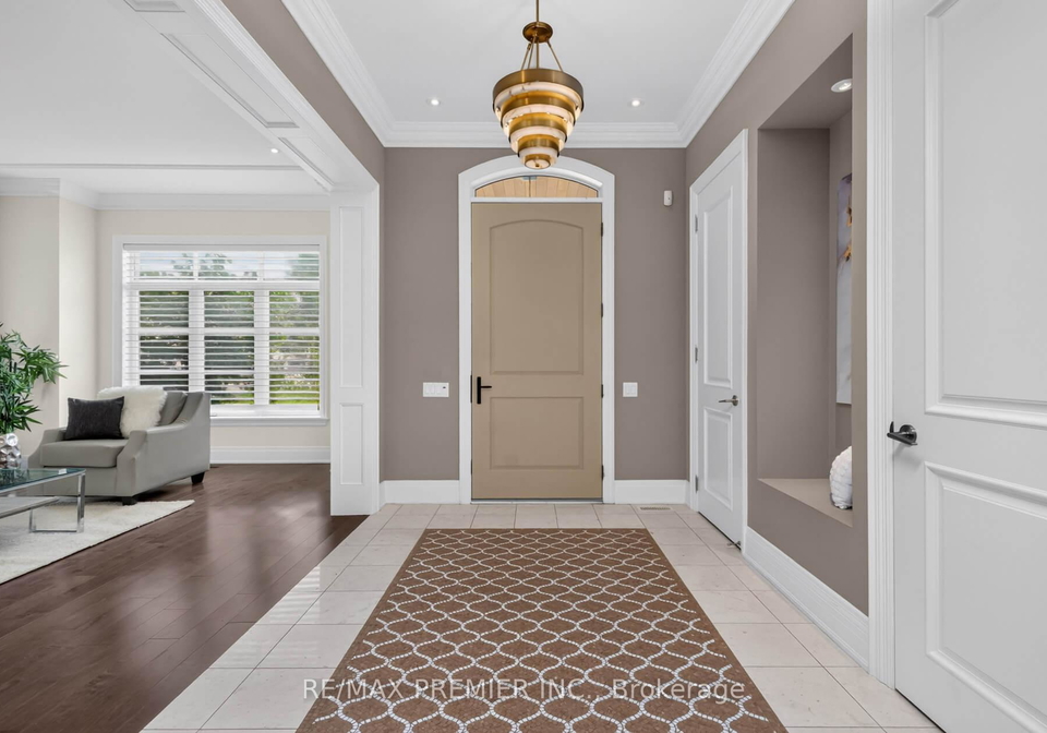 31-sarracini-crescent-vaughan-ontario-n13699222
