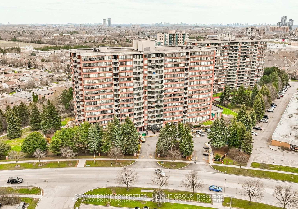 33-weldrick-road-e-richmond-hill-ontario-n13700004