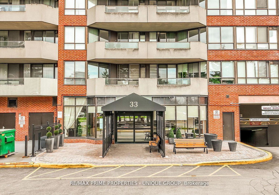 33-weldrick-road-e-richmond-hill-ontario-n13700004