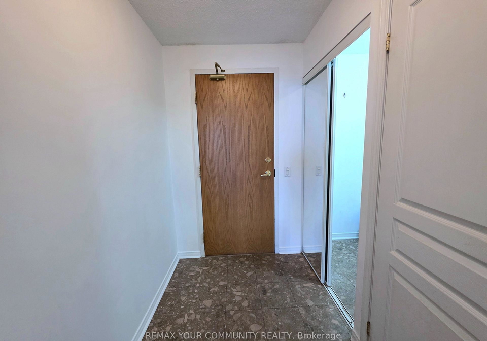 9-northern-heights-drive-e-richmond-hill-ontario-n13700544