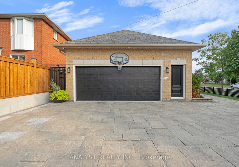 88-brougham-drive-vaughan-ontario-n13700552