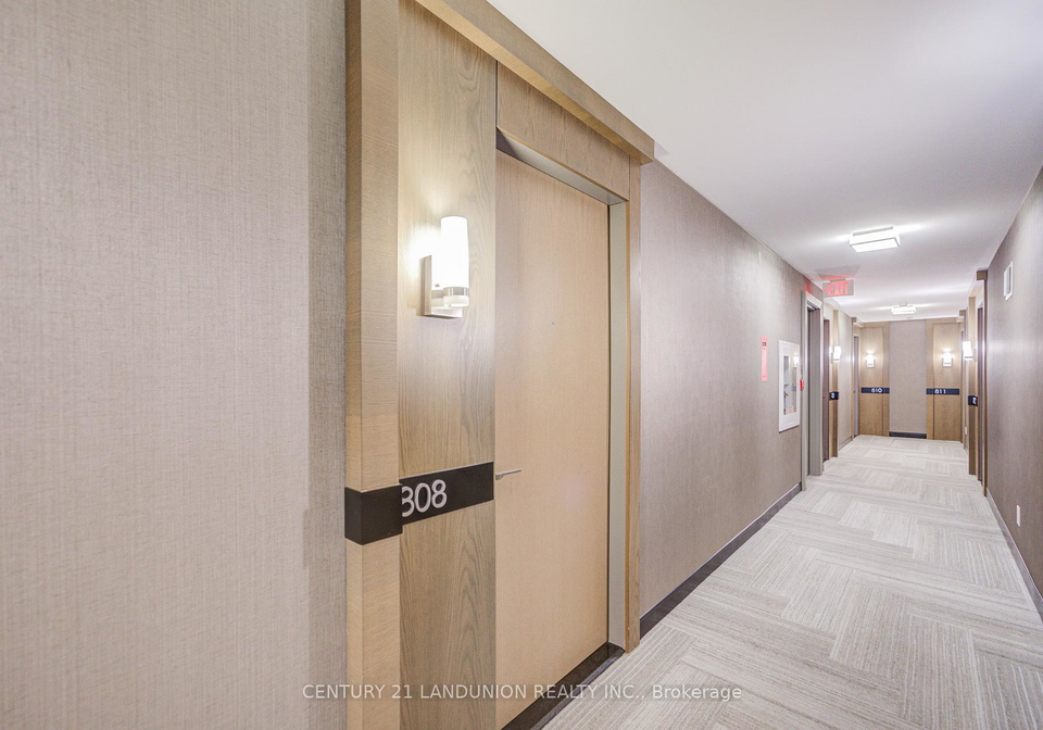 18-uptown-drive-markham-ontario-n13700568