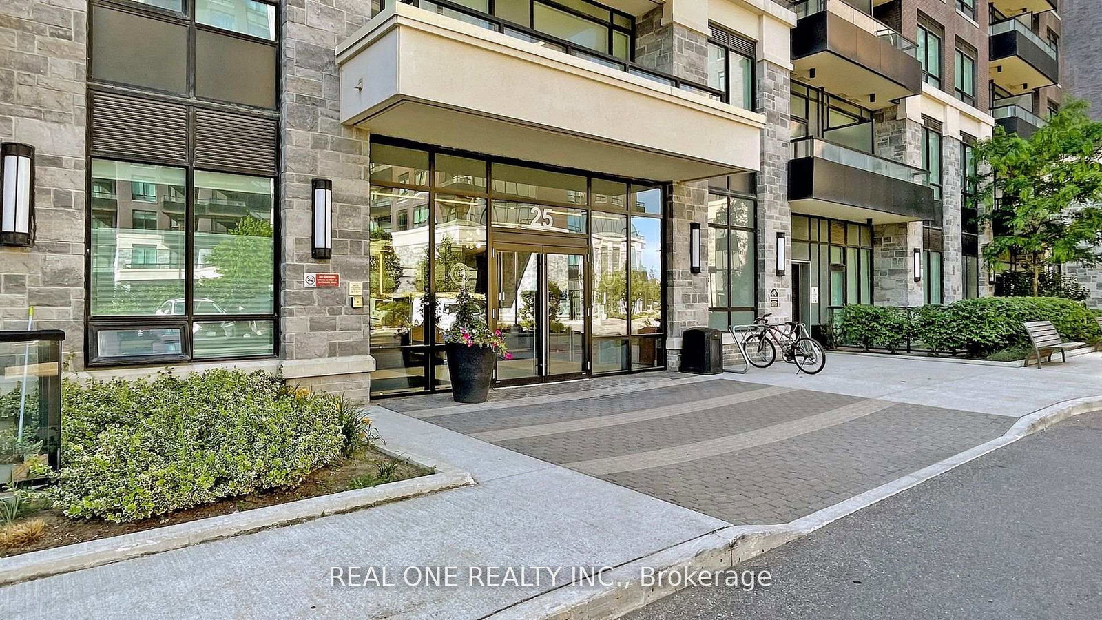 25-water-walk-drive-markham-ontario-n13700590