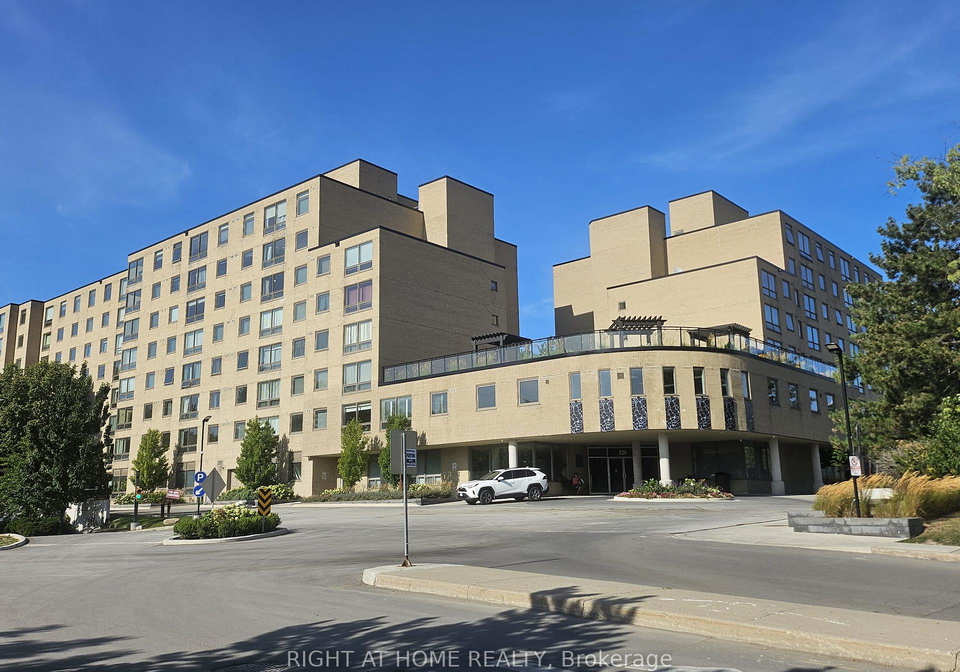 326-major-mackenzie-drive-e-richmond-hill-ontario-n13701136