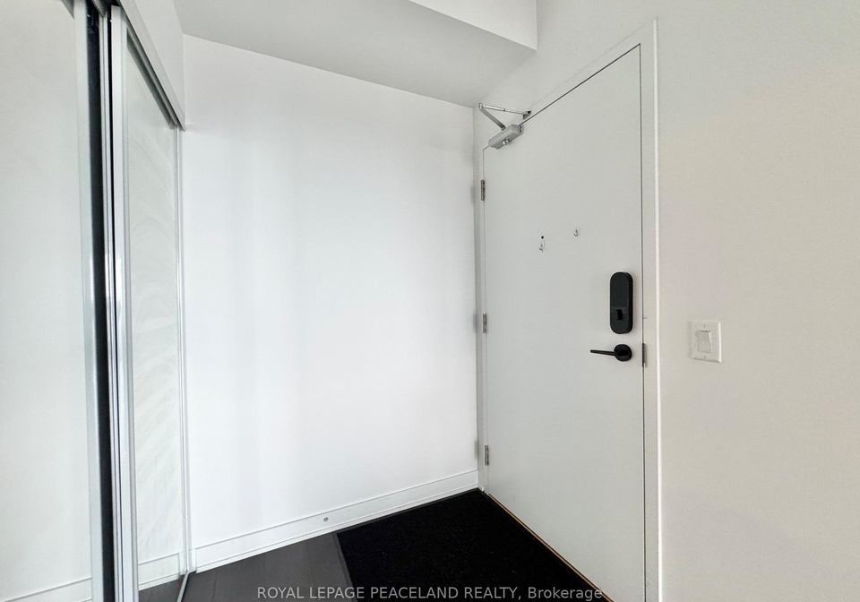 105-oneida-crescent-richmond-hill-ontario-n13701294