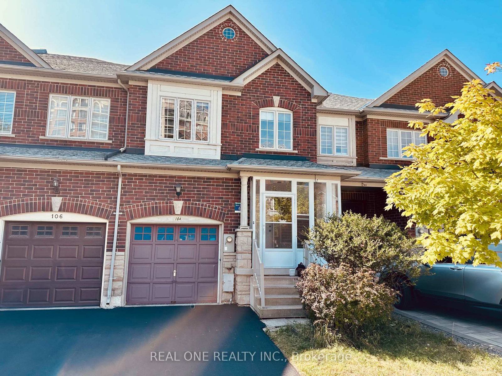 104-revelstoke-crescent-richmond-hill-ontario-n13702076