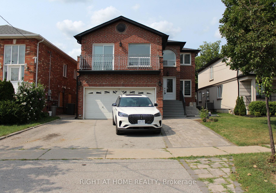 36-n-ellerby-square-n-vaughan-ontario-n13702122
