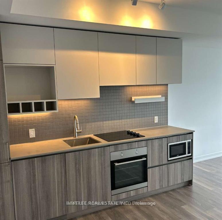 898-portage-parkway-vaughan-ontario-n13702880