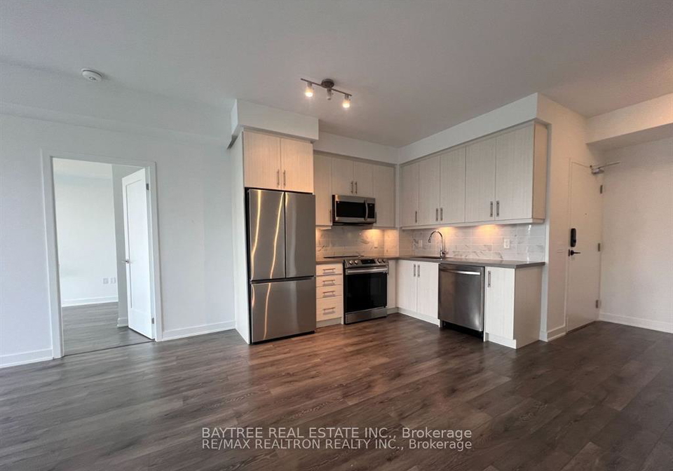 105-oneida-crescent-richmond-hill-ontario-n13702886