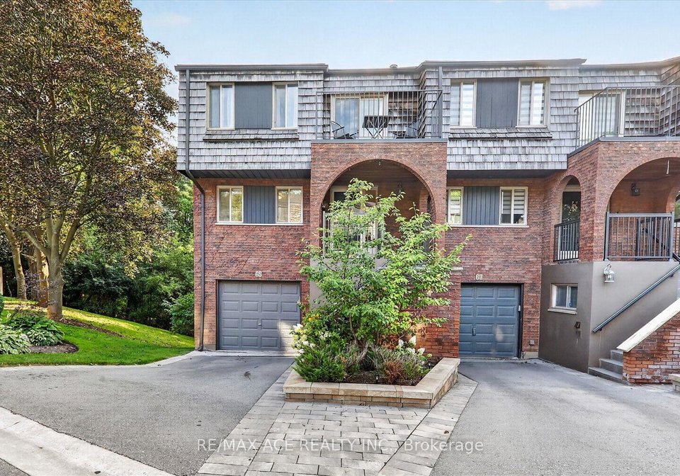 65-cricklewood-crescent-markham-ontario-n13702900