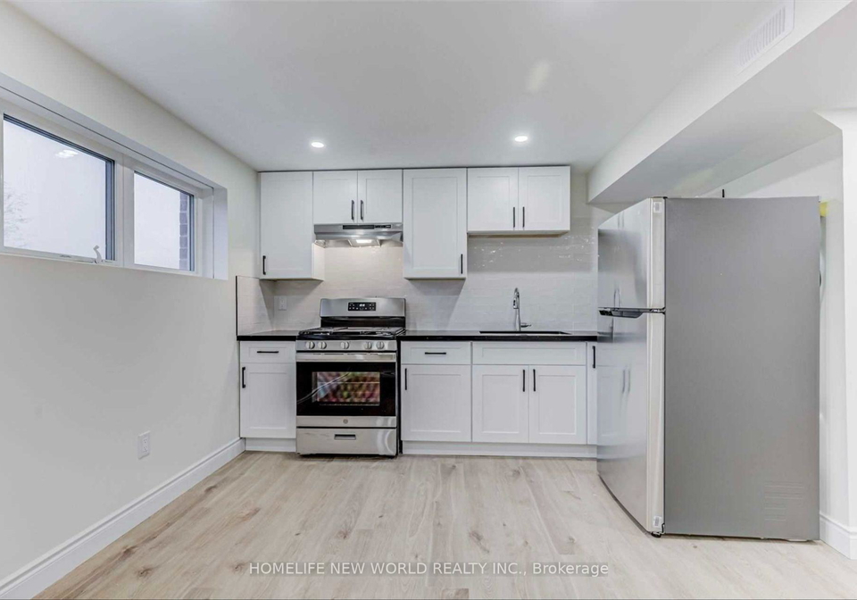 24-seedling-crescent-whitchurch-stouffville-ontario-n13702992