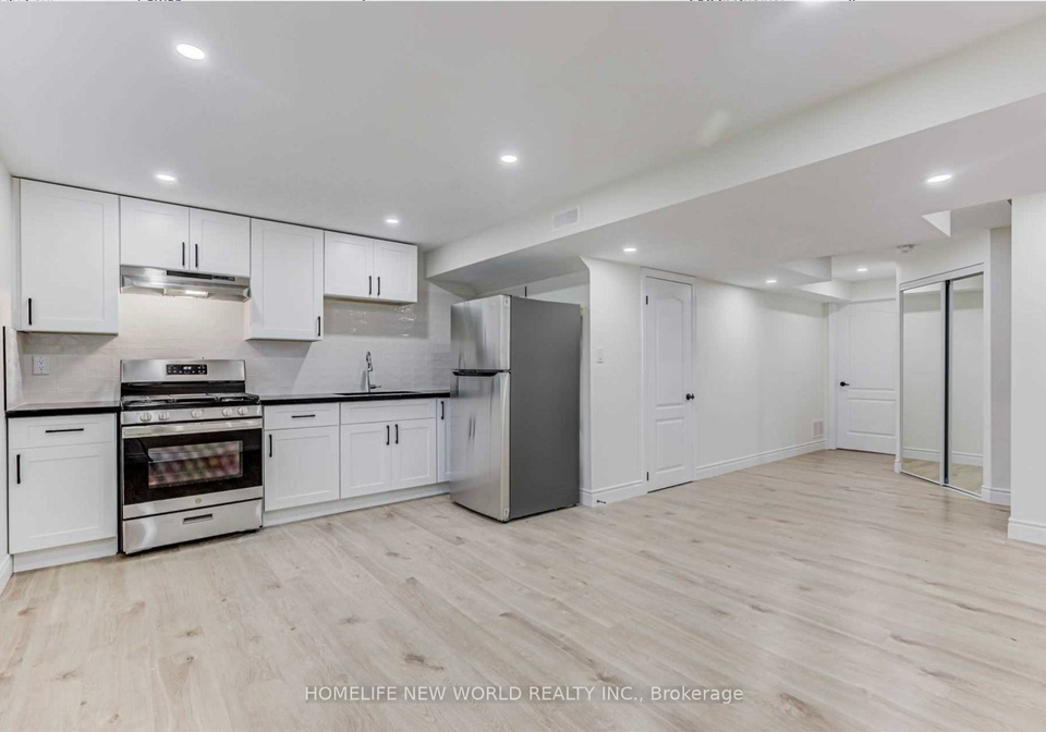 24-seedling-crescent-whitchurch-stouffville-ontario-n13702992