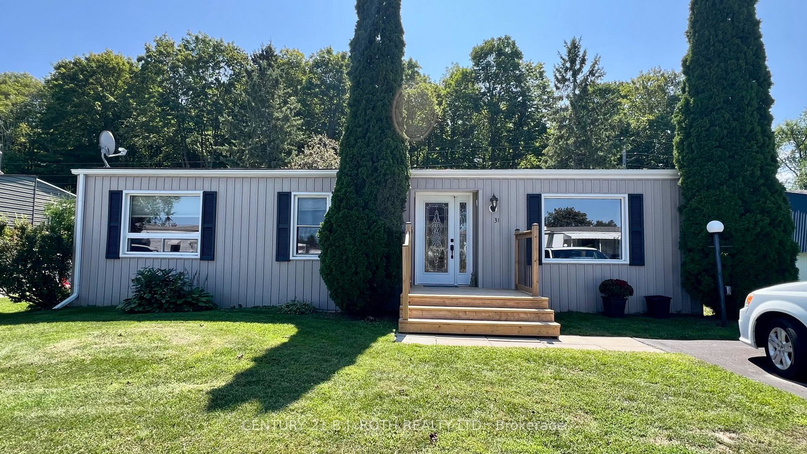 31-corner-brook-trail-innisfil-ontario-n13703188